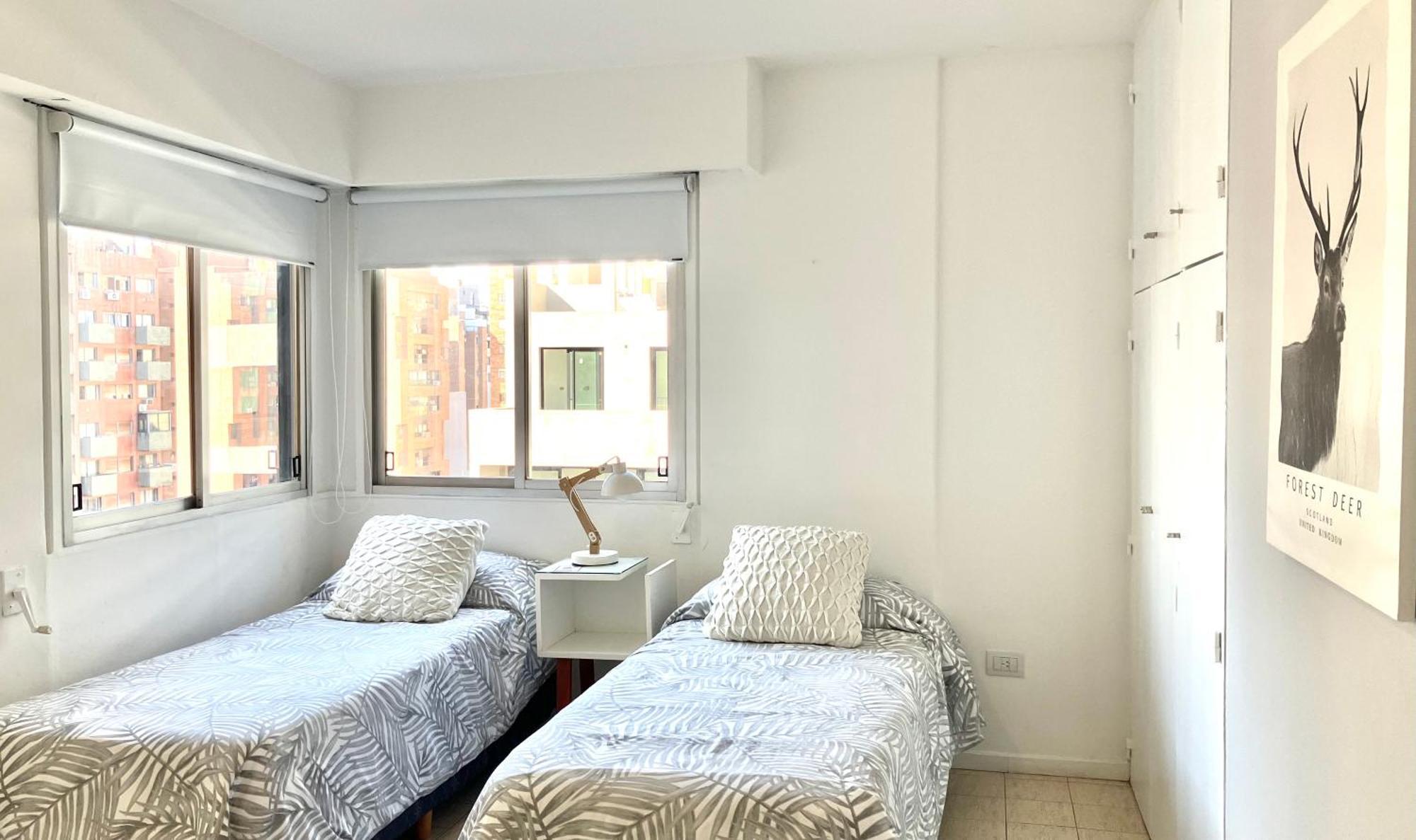 Ferienwohnung 2 Dorm Sobre Av Hipolito Yrigoyen Córdoba Exterior foto